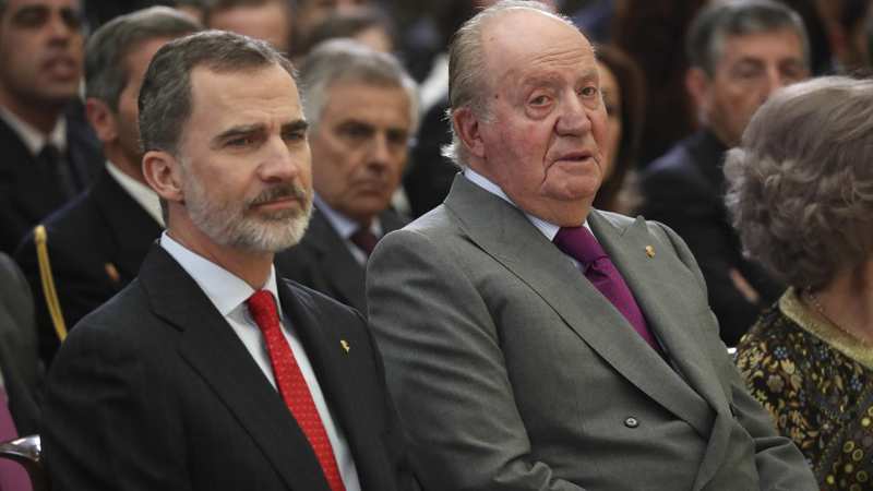 Don Juan Carlos responde sobre su posible encuentro con el Rey Felipe: "Seguramente"