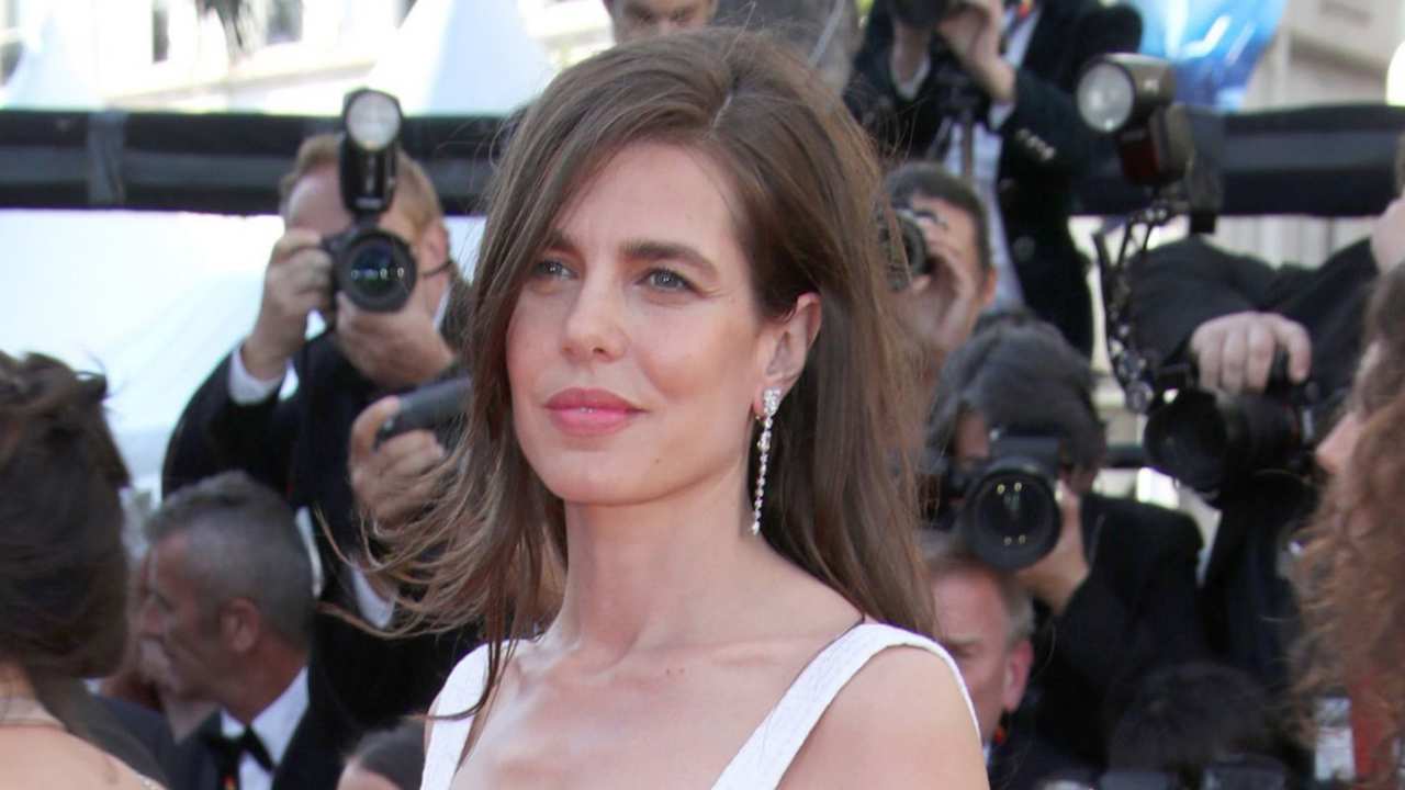 Carlota Casiraghi revoluciona la alfombra roja de Cannes: la reaparición más esperada tras desvelarse su nuevo romance