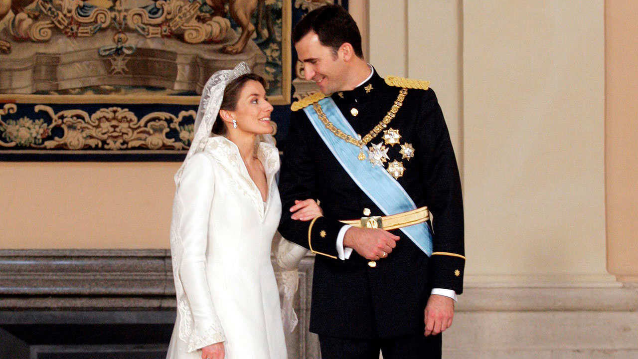 Las 4 curiosidades más sorprendentes que seguramente no sabías de la boda de los Reyes Felipe y Letizia