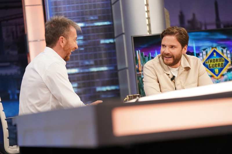 Hoy ha venido a divertirse a El Hormiguero, el actor hispano alemán, ¡@thedanielbruhl!#elhormiguero #DanielBrühlEH (2)