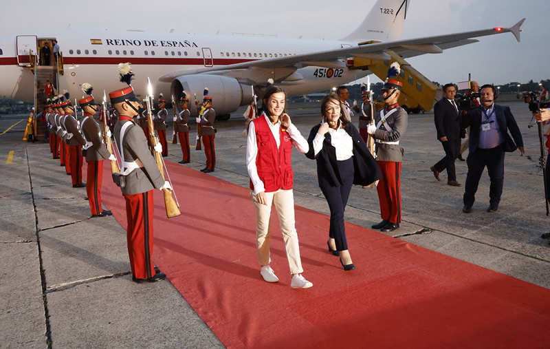 La Reina Letizia aterriza en Guatemala.