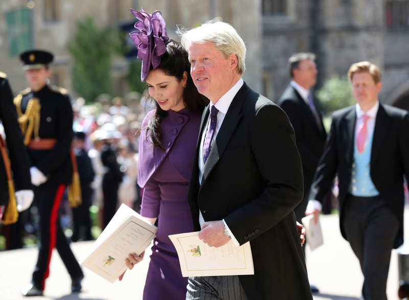 Charles Spencer junto a su mujer Karen en la boda del Príncipe Harry y Meghan Markle