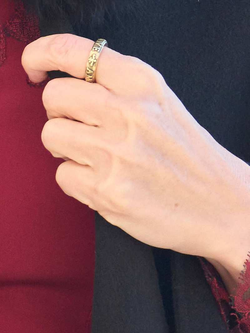 El anillo con cita italiana de la Reina Letizia