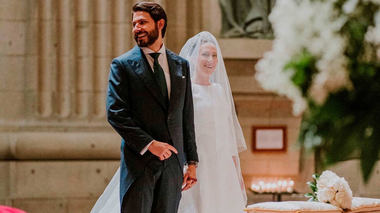 Carola Escámez, exmujer de Miki Nadal, se casa en el Valle de los Caídos: todos los detalles de su boda