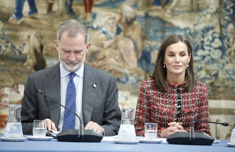 Los Reyes Felipe y Letizia en su reunión con la Fundación Princesa de Asturias