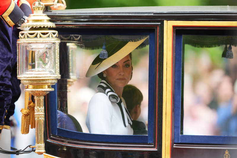 Kate Middleton reaparece en el Trooping the Colour. 
