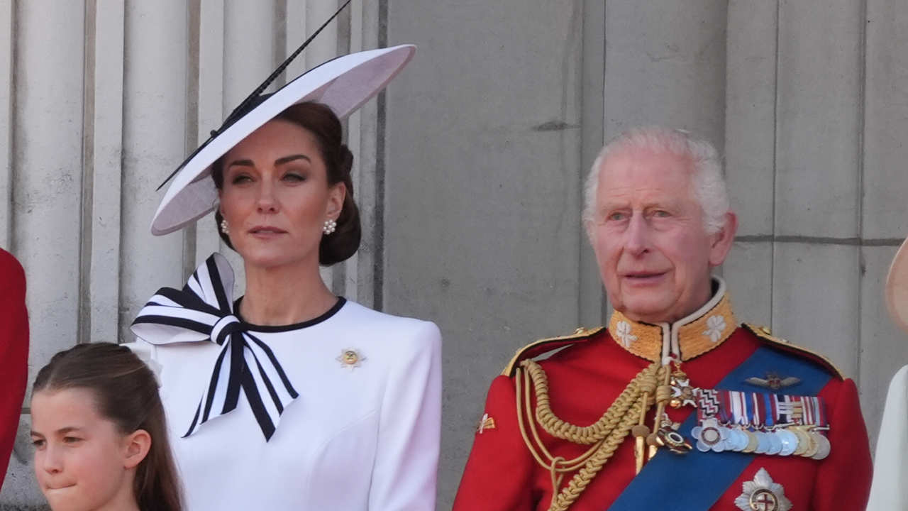 El desapercibido gesto de Carlos III con Kate Middleton con el que rompe el protocolo en su gran reaparición