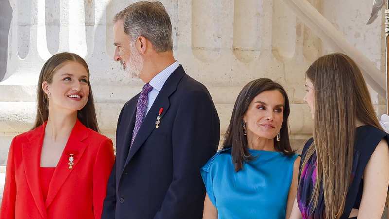 Hablamos con Javier Torregrosa sobre los gestos de la Familia Real en un día histórico