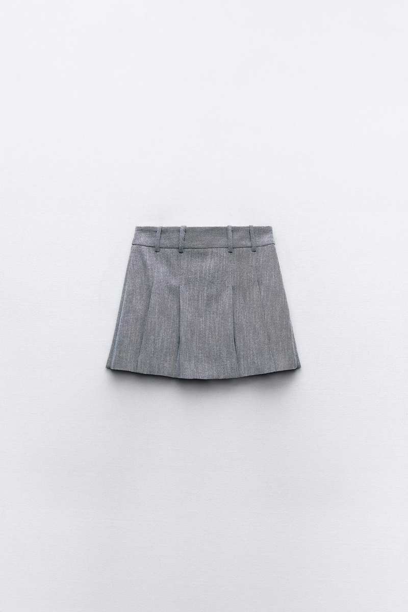 Falda pantalón tablas twill de Zara 29,95 euros 