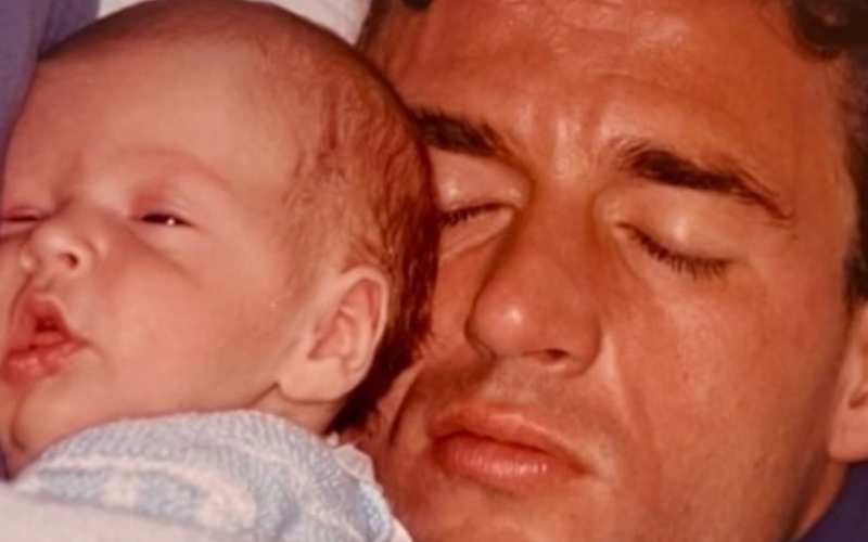 Lequio comparte una emotiva imagen junto a su hijo Aless en el aniversario de su muerte