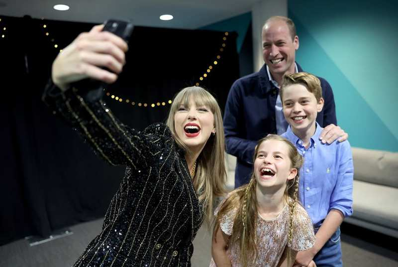 Taylor Swift se ha fotografiado con la familia real británica