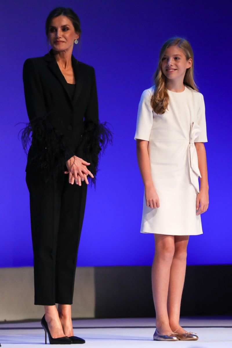 La Reina Letizia y la Infanta Sofía en la entrega de los Premios Princesa de Girona en 2019