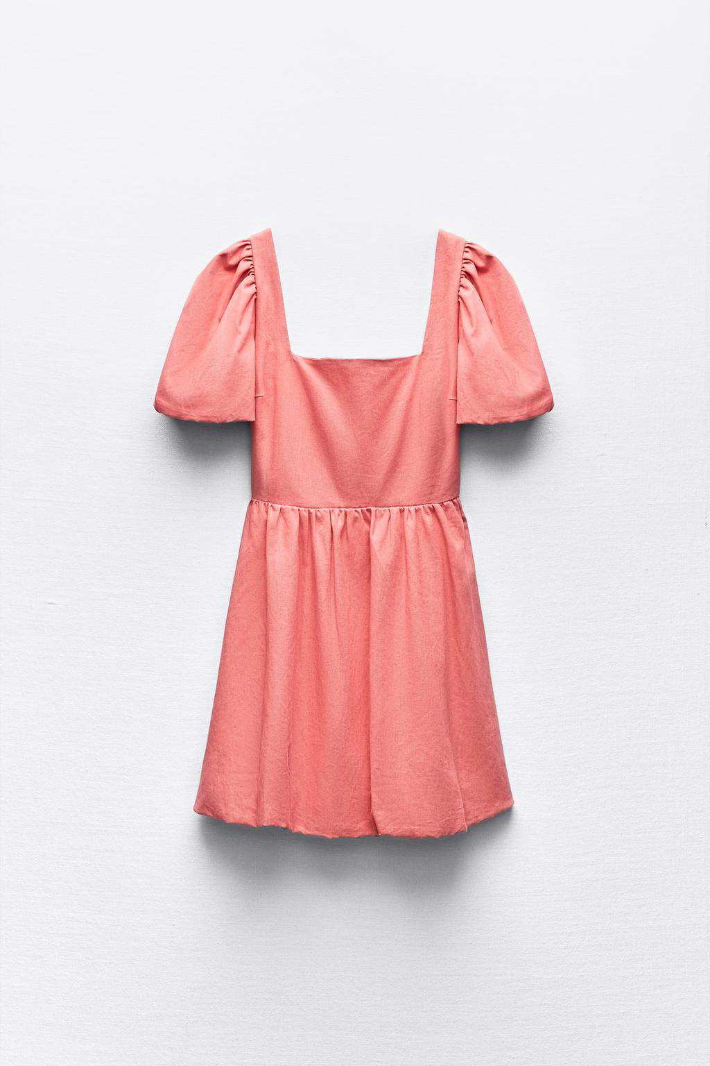 Vestido mini lazo con lino de Zara 29,99 euros