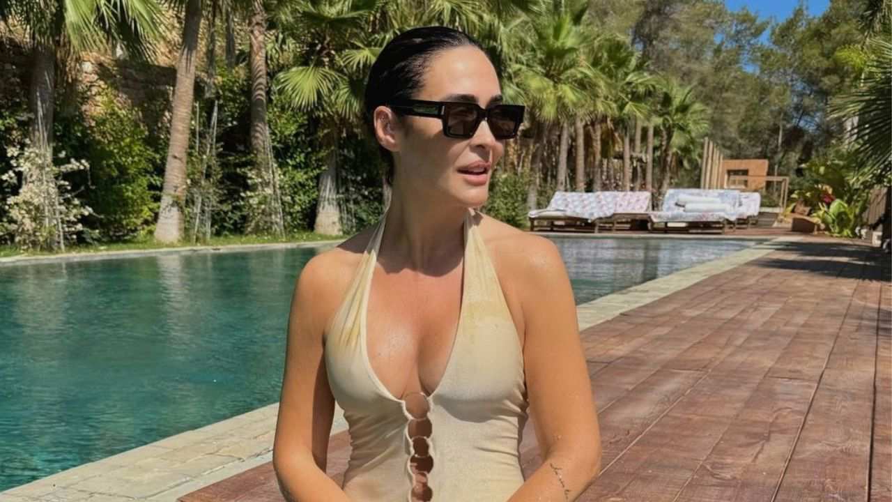 Oleada de críticas a Vicky Martín Berrocal por su último posado en bikini: "No entiendo nada"