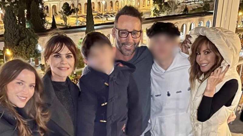 Lara Dibildos no está sola: su diferente (pero bonita) familia