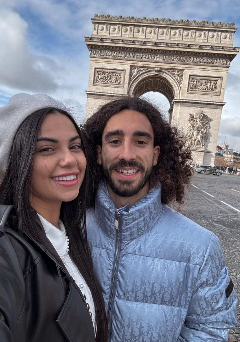 Cucurella y su novia, Claudia Rodríguez