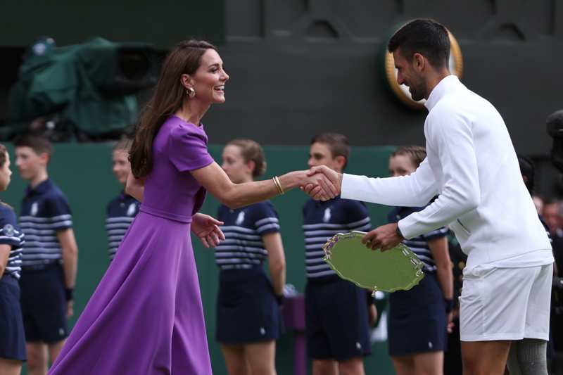 Kate Middleton felicita a Novak Djokovic, contrincante de Alcaraz