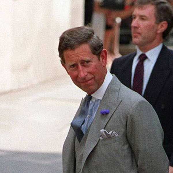 Carlos III en una boda en 1994