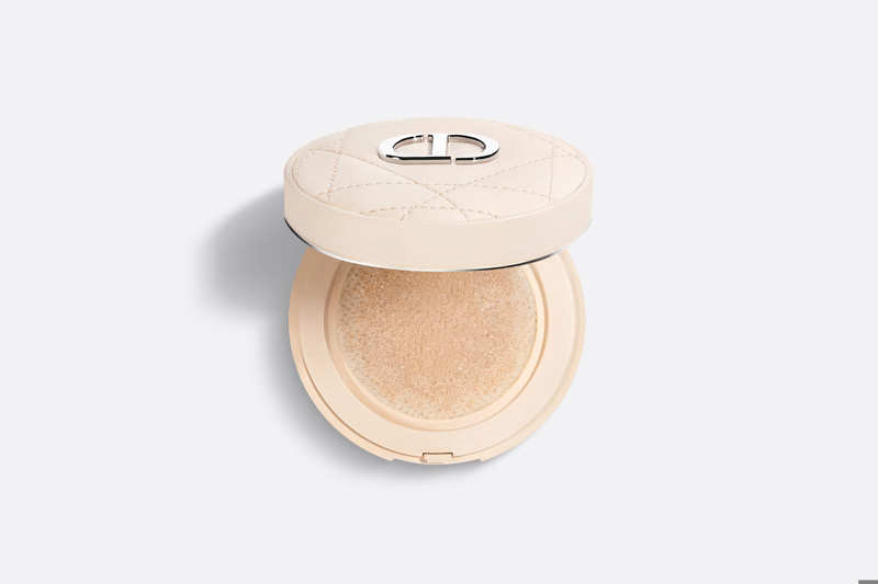 Dior Forever Cushion Powder 66 euros 