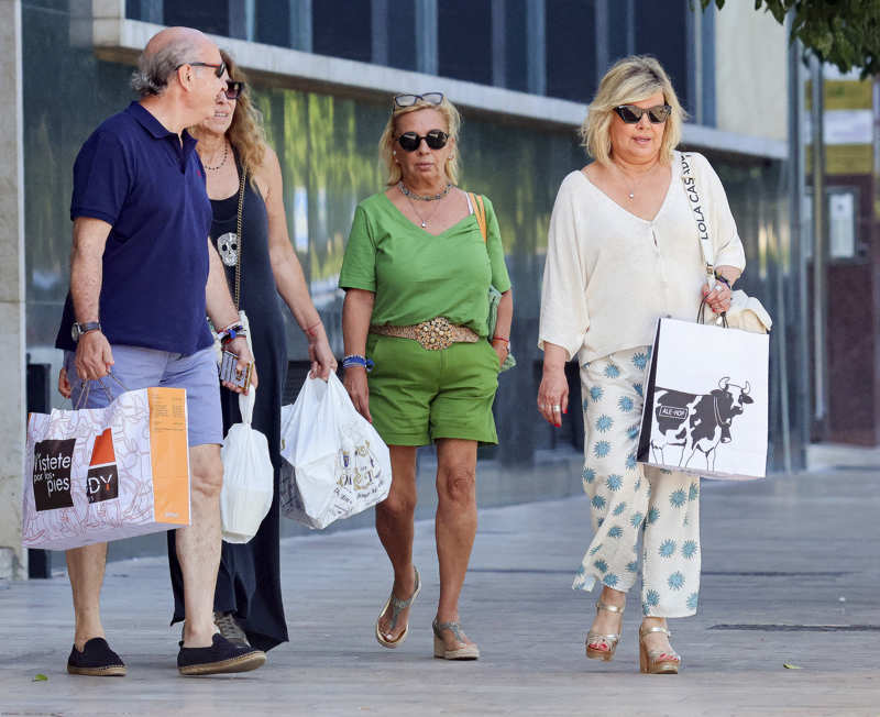 El emotivo plan de Terelu y Carmen Borrego en Málaga con María Teresa Campos muy presente