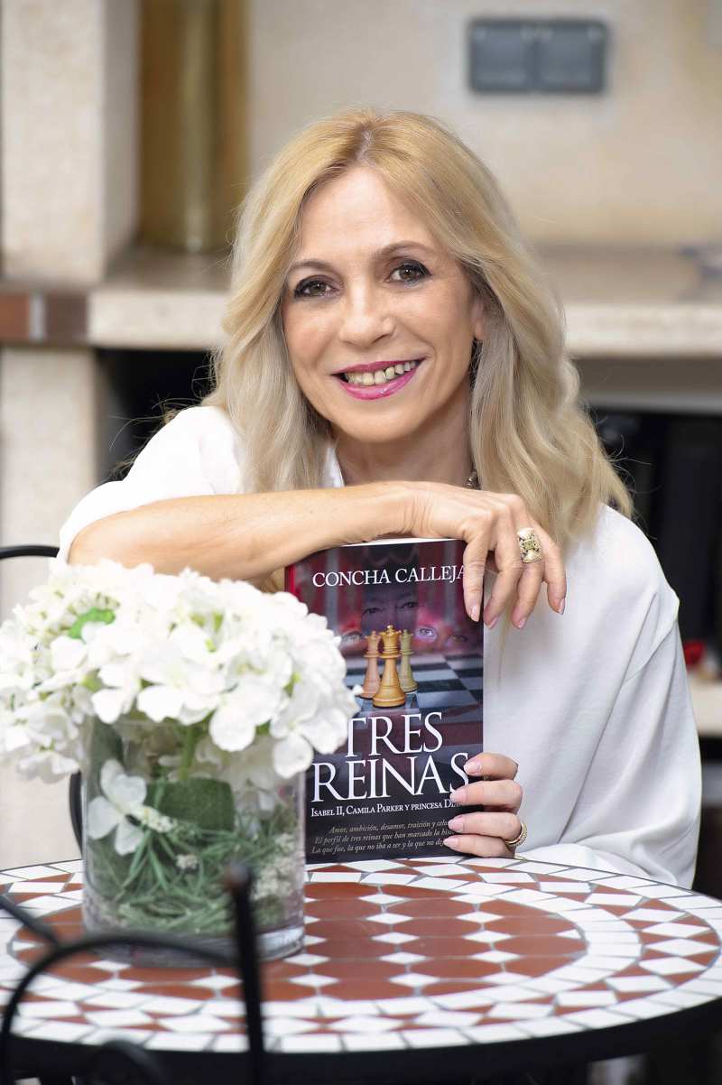 Concha Calleja nos presenta su nuevo libro 'Tres reinas'