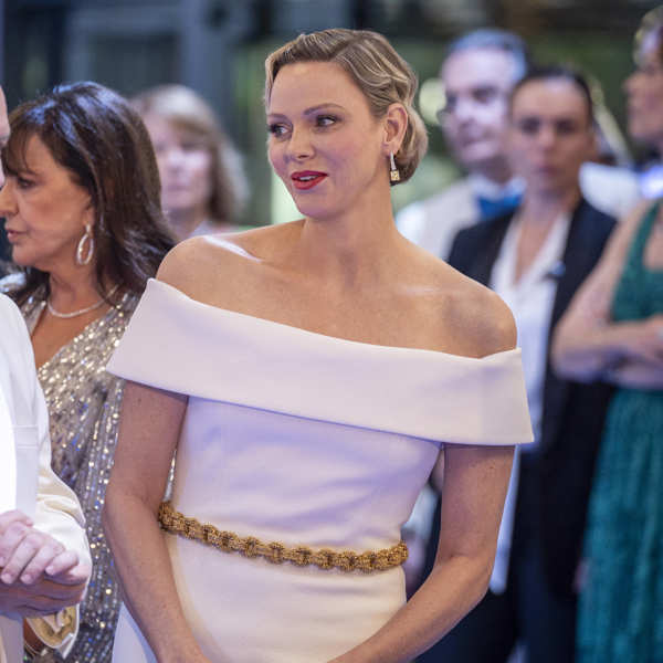 Charlene y Alberto de Mónaco en el Baile de Cruz Roja