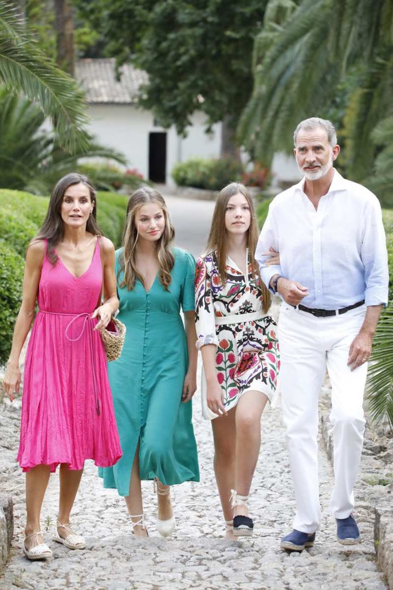 El divertido guiño a Barbie de la Reina Letizia en Mallorca