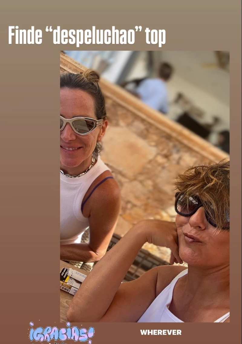 Sonsoles Onega y Alejandra Prat en sus vacaciones de verano