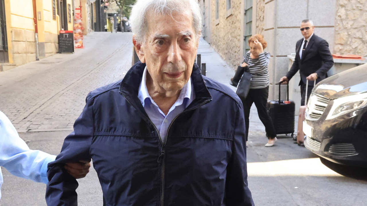 Preocupación por el estado de salud de Mario Vargas Llosa tras su última aparición pública