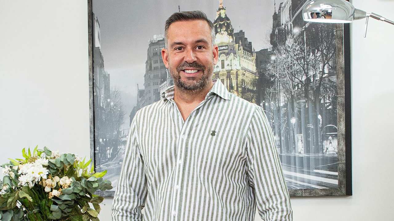 Kike Calleja abre las puertas de su casa a SEMANA