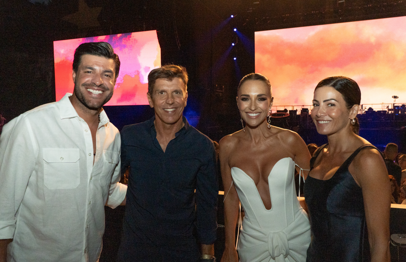 Paula Echevarría, Miguel Torres, El Cordobés y Virginia Troconis en el concierto de Luis Miguel en Marbella