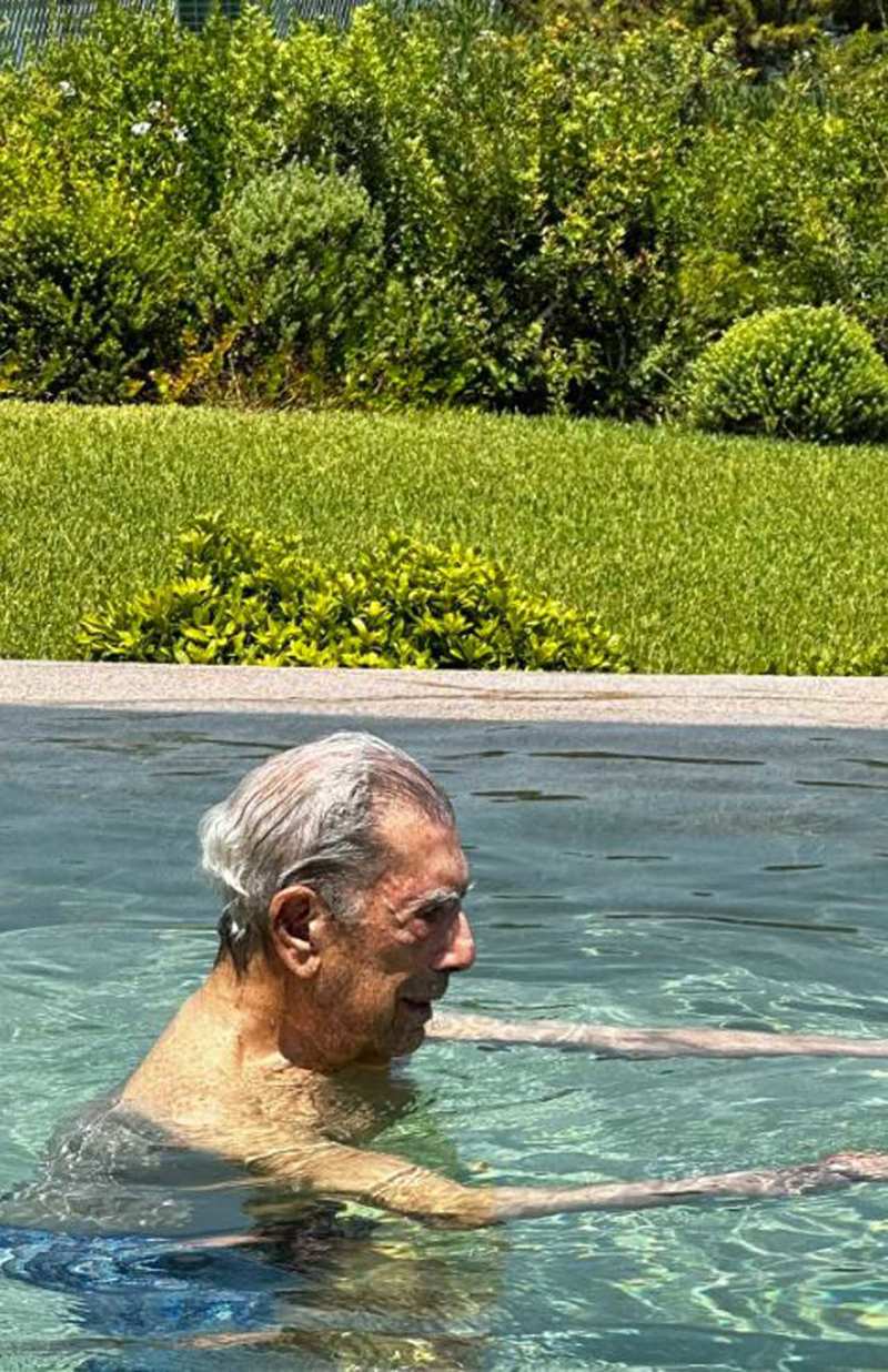 Mario Vargas Llosa y la foto con la que se desmienten sus problemas de salud