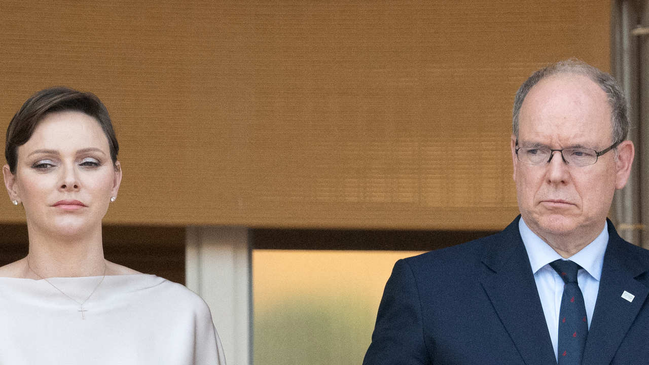 Príncipe Alberto de Mónaco y Princesa Charlene, con sus dos hijos