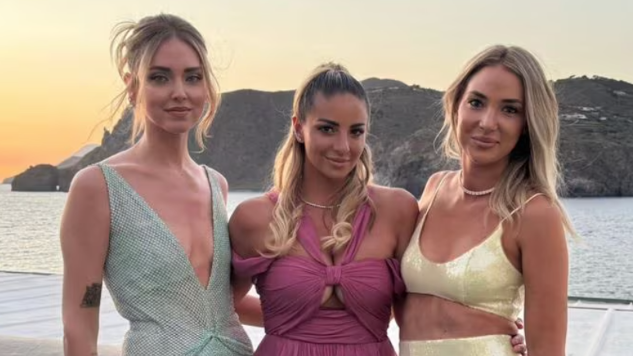 Alice Campello, Chiara Ferragni y Eleonora en una boda en Italia