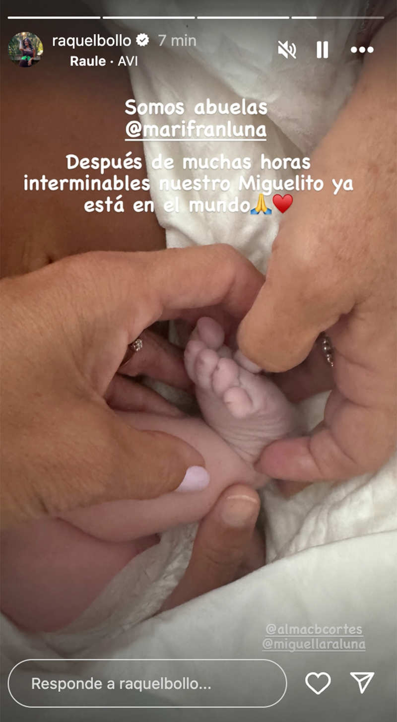 Raquel Bollo comparte la primera imagen de su nieto recién nacido