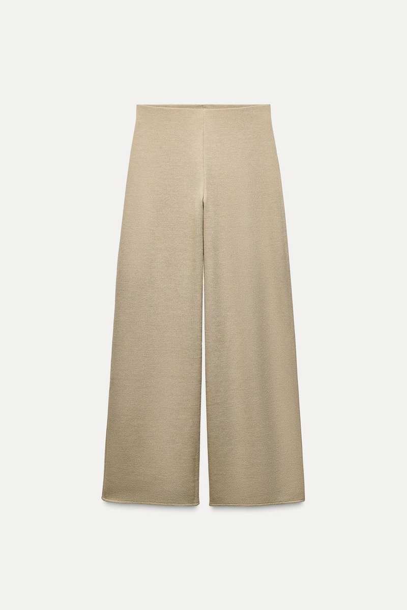 Pantalón ancho soft piqué de Zara 22,95 euros 