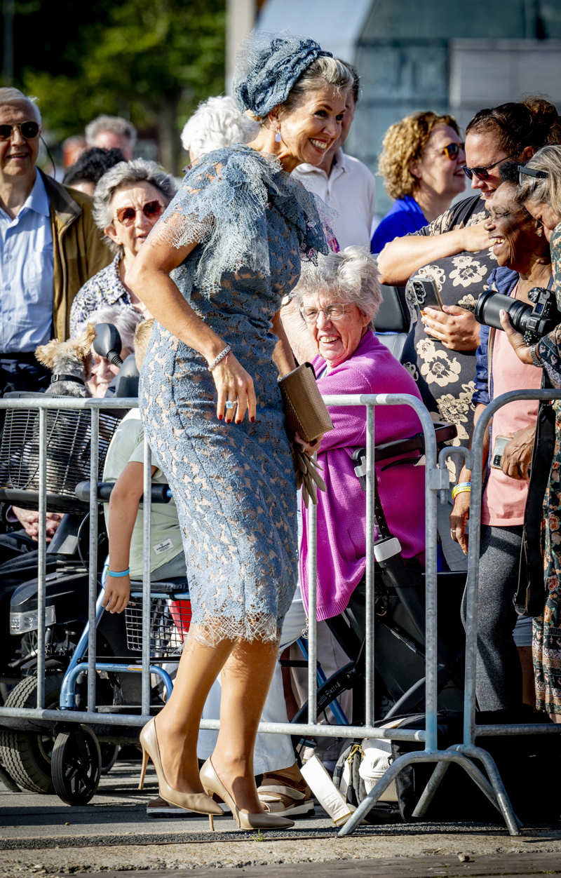 El desacertado look de Máxima de Holanda durante su visita a la provincia de Walcheren