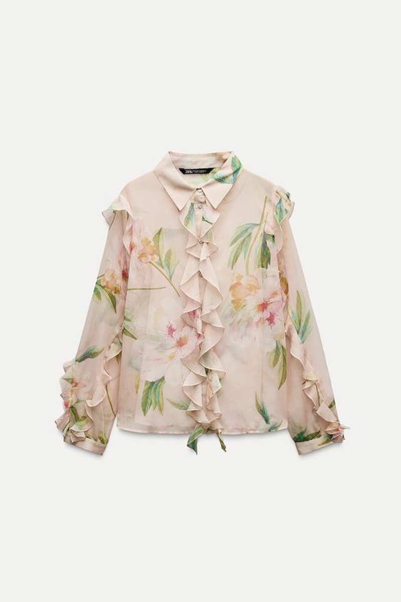 Blusa estampado de flores volantes de Zara 27,95 euros