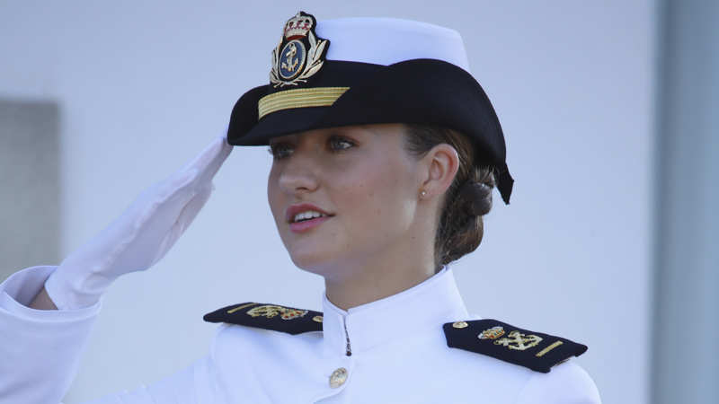 La Princesa Leonor con su nuevo uniforme