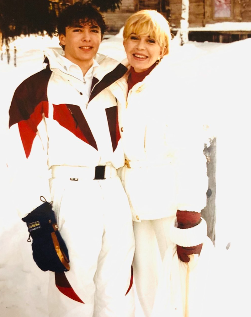 Ángel Cristo Jr. y Bárbara Rey en la nieve