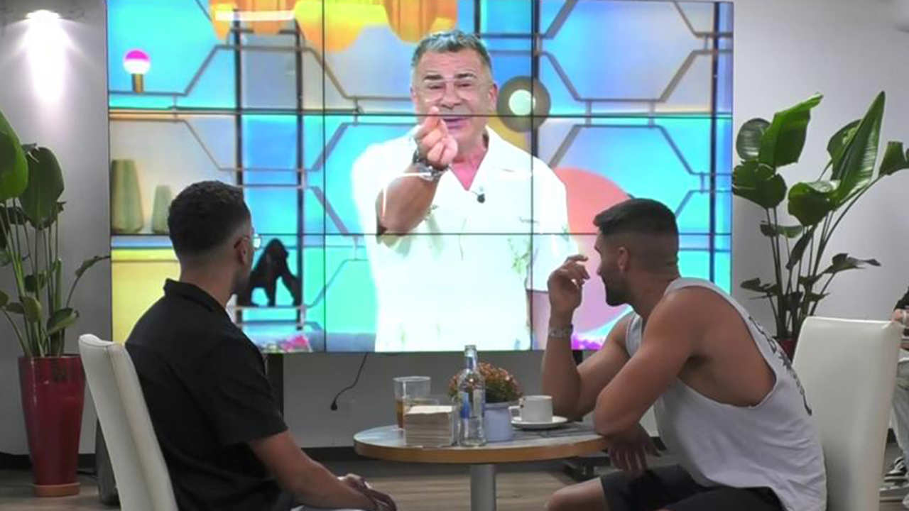 Jorge Javier informa a Eduardo de que es concursante de 'Gran Hermano'