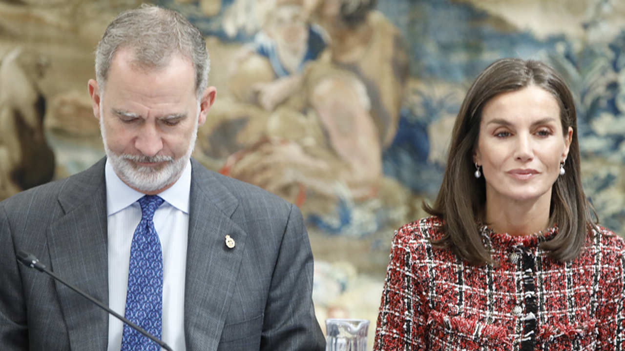 Los Reyes Felipe y Letizia en su reunión con la Fundación Princesa de Asturias