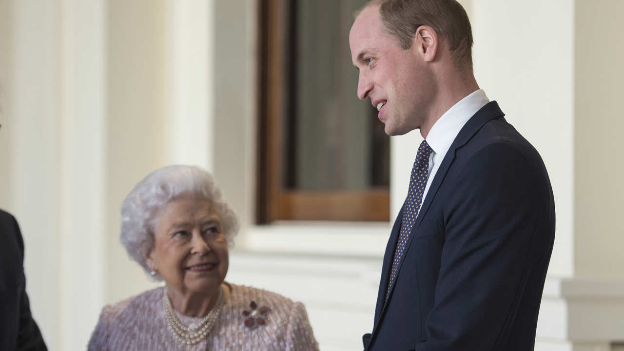 La decisión del Príncipe Guillermo con la que rompe una de las reglas de oro de la Reina Isabel II