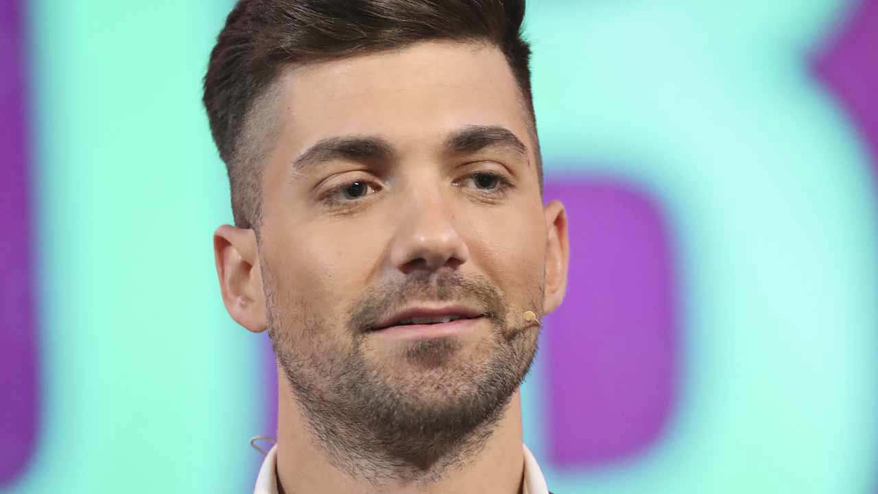 Alejandro Albalá contra Maite Galdeano