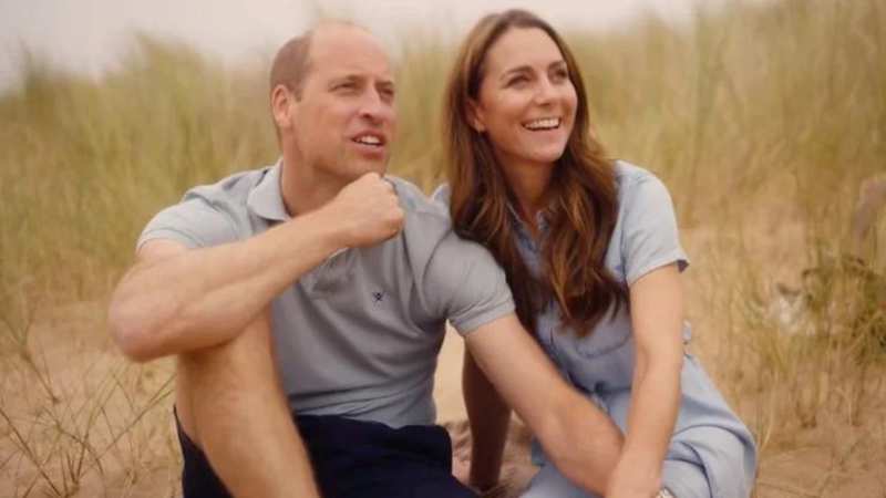 Kate Middleton y el príncipe Guillermo en el vídeo en el que han anunciado que la princesa ha terminado con la quimio