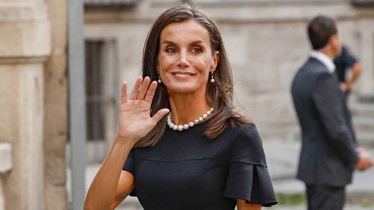 Las frutas que toma y las que evita la reina Letizia a sus 52 años para tener una piel perfecta