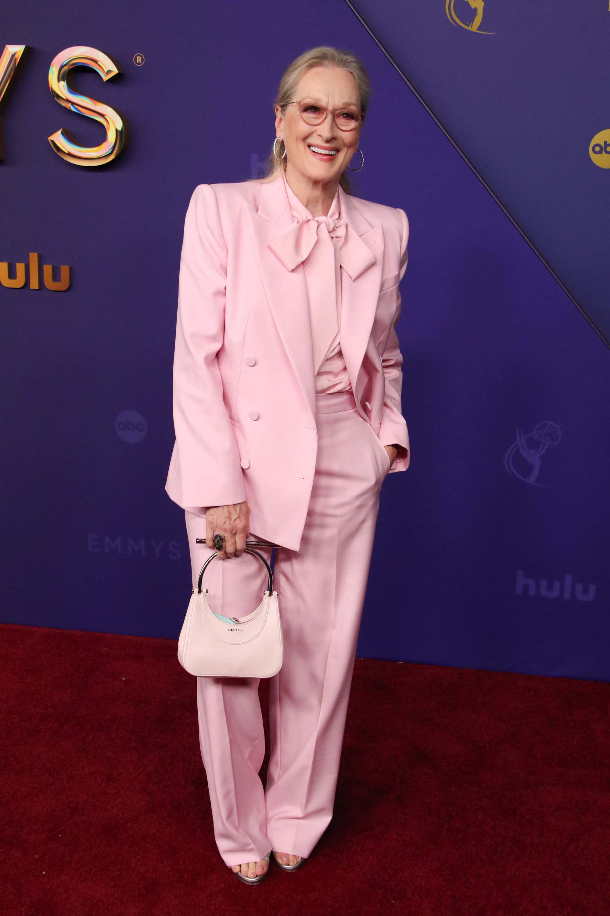 Los looks de los Emmys 2024 