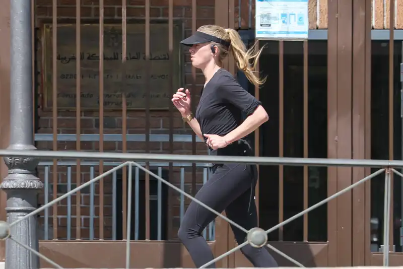 Amber Heard corriendo