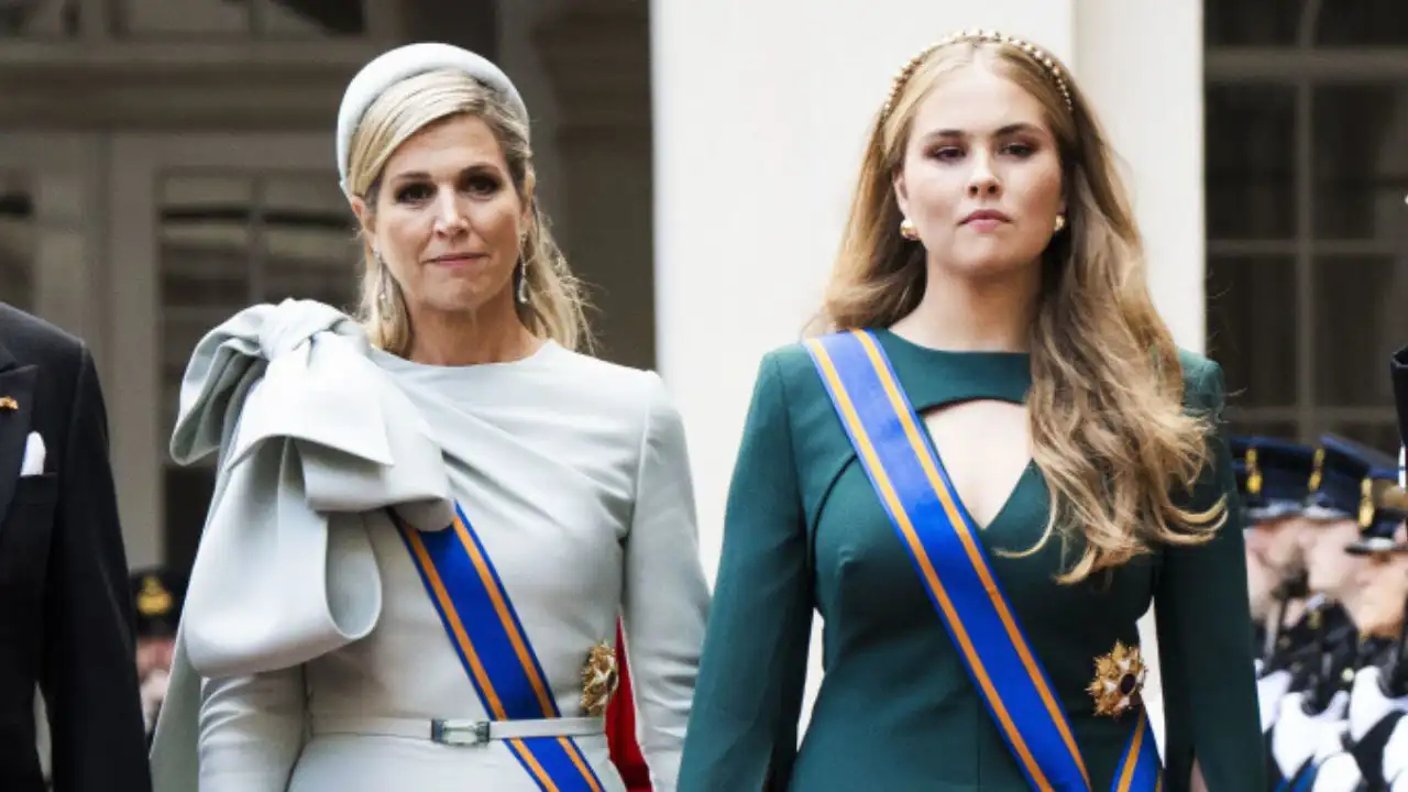 Máxima de Holanda y su hija Amalia, en el centro de la polémica por su último capricho valorado en 32.000 euros