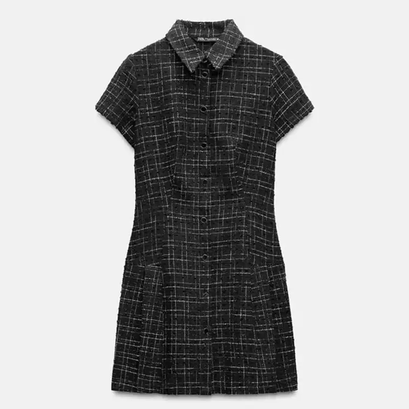 Vestido corto estructura de Zara 29,95 euros